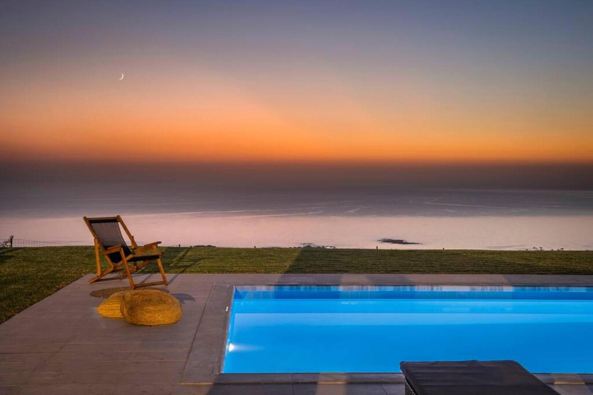 Grande Azzurro In Lakithra Villa Bagian luar foto